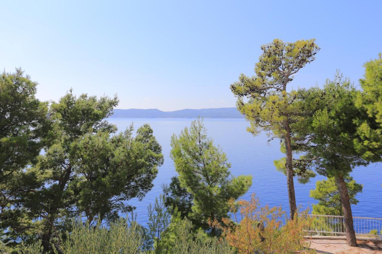 Apartments By The Sea Brela, Makarska - 6688 エクステリア 写真