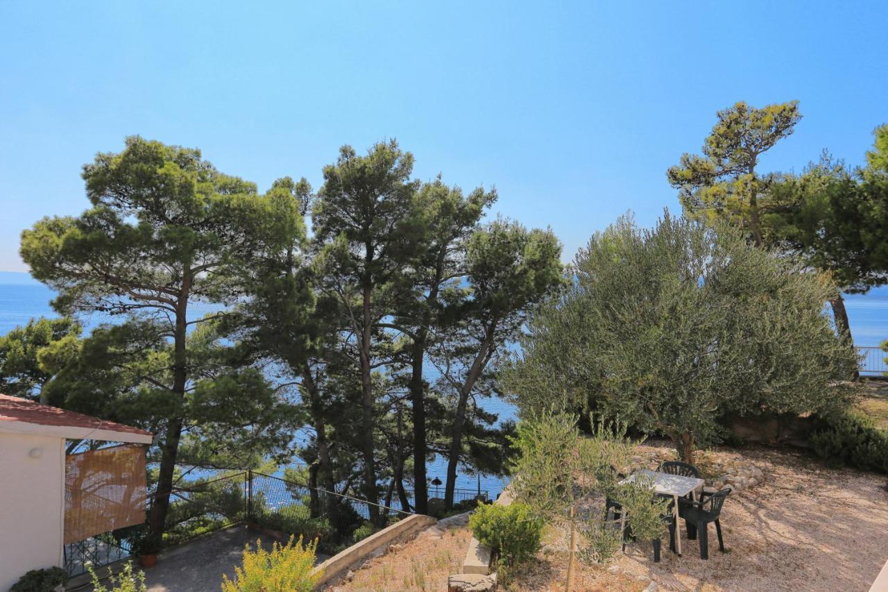 Apartments By The Sea Brela, Makarska - 6688 エクステリア 写真
