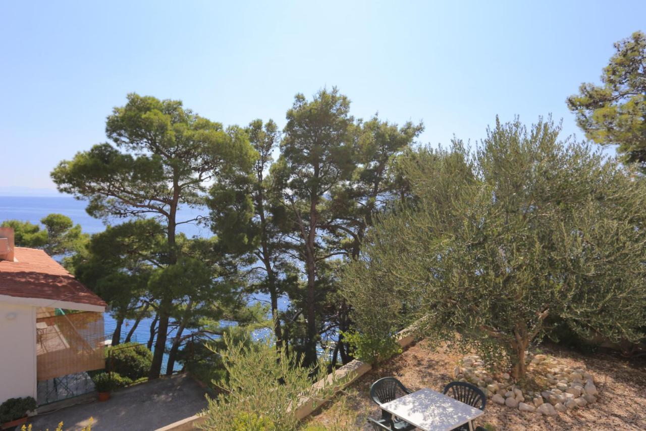 Apartments By The Sea Brela, Makarska - 6688 エクステリア 写真